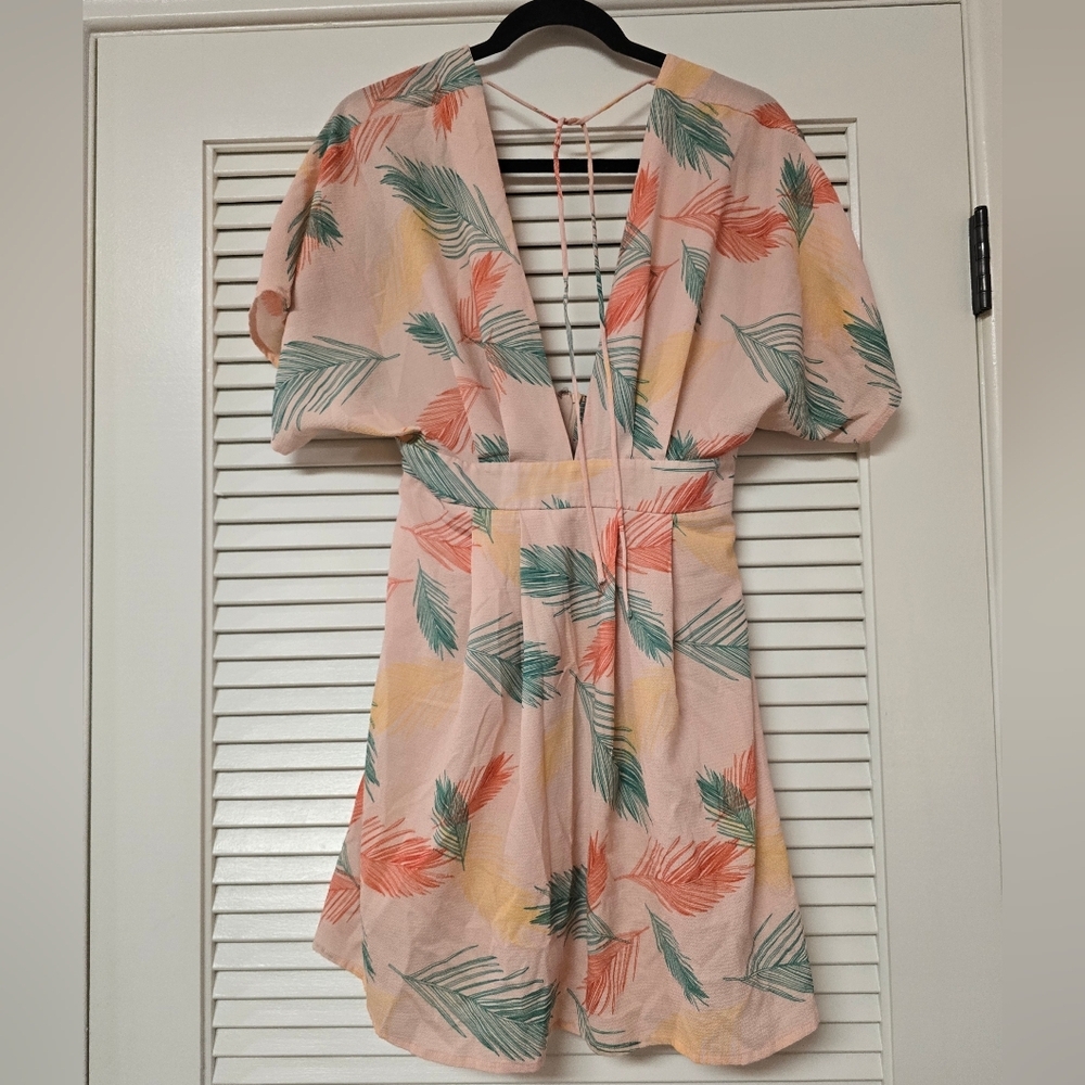 SHEIN - Floral Tropical Short-Sleeve Loose-Fit Dress With Waist Tie & Lining